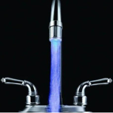 Температурна насадка на кран з LED-підсвіткою й економією води Faucet ligt multi